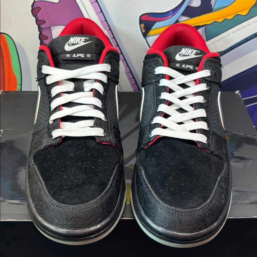 PRE-OWNED Nike League of Legends x Dunk Low